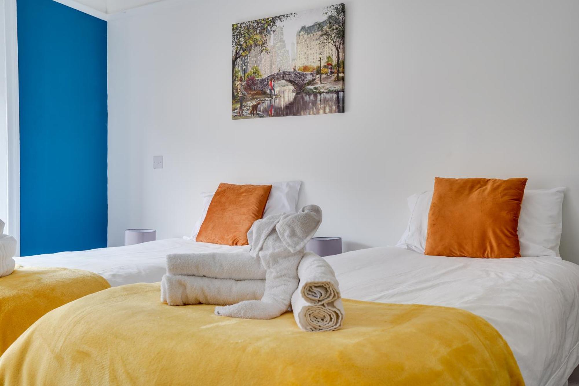 Homesly Guest Rooms, Comfortable En-Suite Guest Rooms With Free Parking And Self Check-In Berwick Upon Tweed Exterior foto