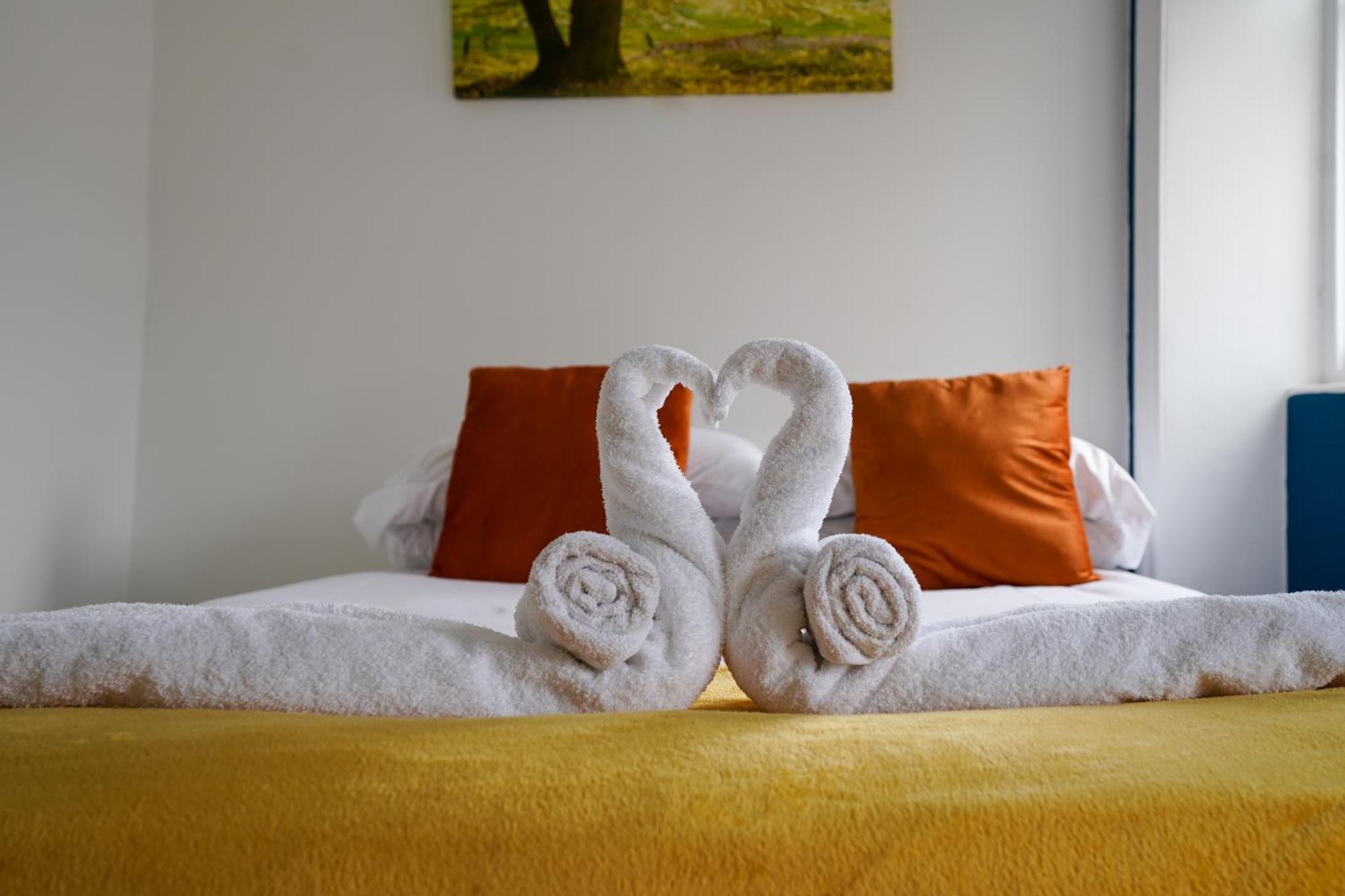 Homesly Guest Rooms, Comfortable En-Suite Guest Rooms With Free Parking And Self Check-In Berwick Upon Tweed Exterior foto